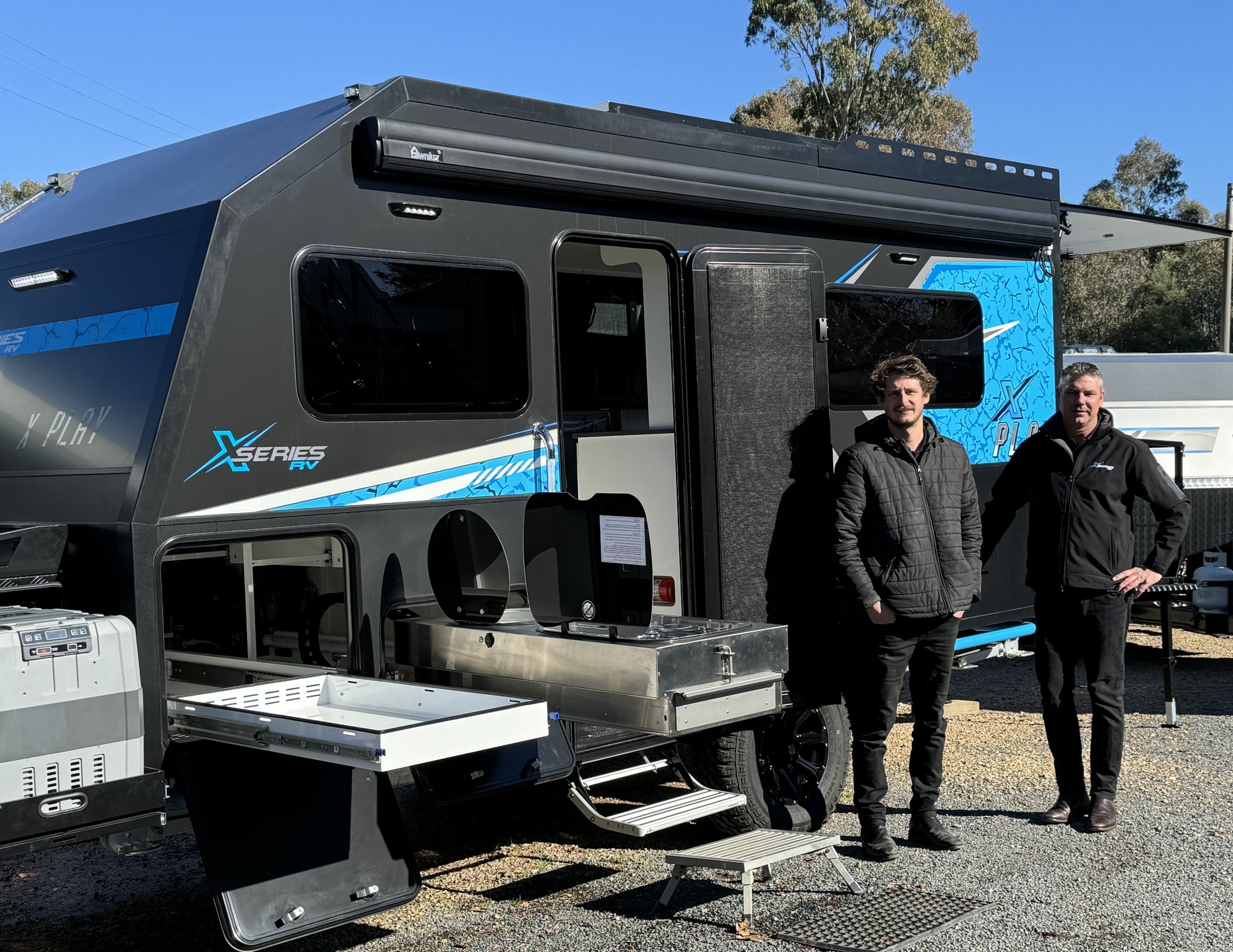 What Makes Xseries RV a Leader in Hybrid Caravan Design?